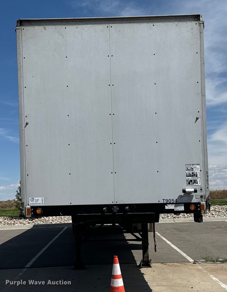 image for item DV2751 2011 Doonan side curtain trailer