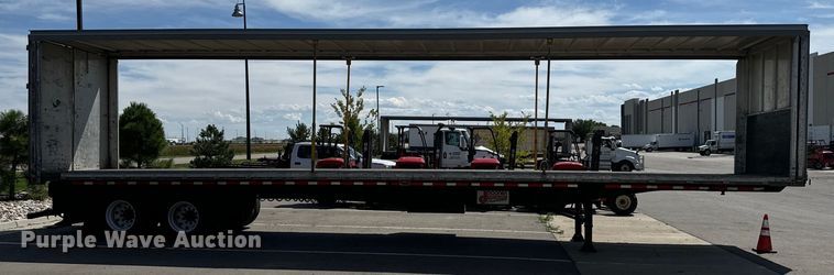 image for item DV2751 2011 Doonan side curtain trailer