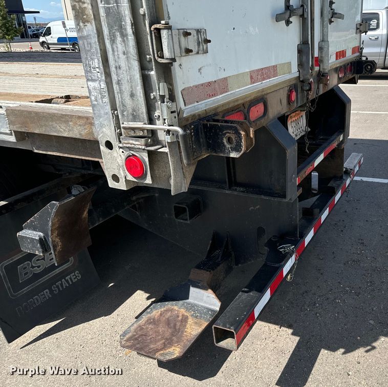 image for item DV2751 2011 Doonan side curtain trailer