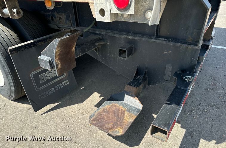 image for item DV2751 2011 Doonan side curtain trailer