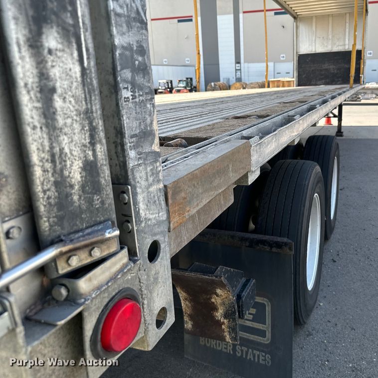 image for item DV2751 2011 Doonan side curtain trailer