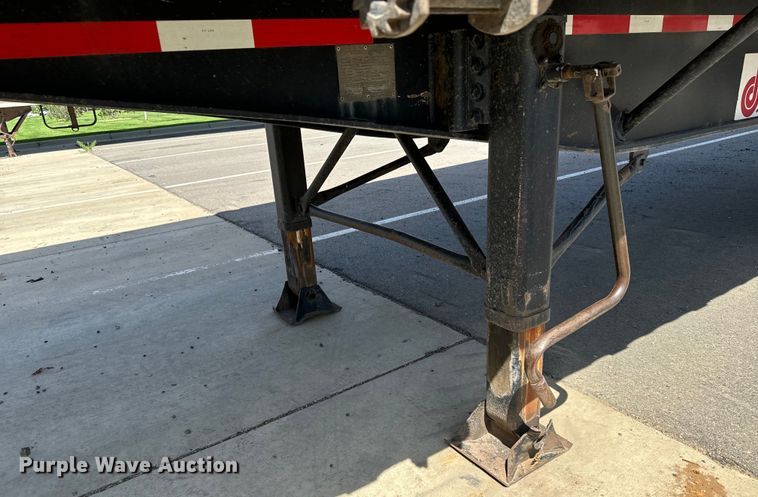 image for item DV2751 2011 Doonan side curtain trailer