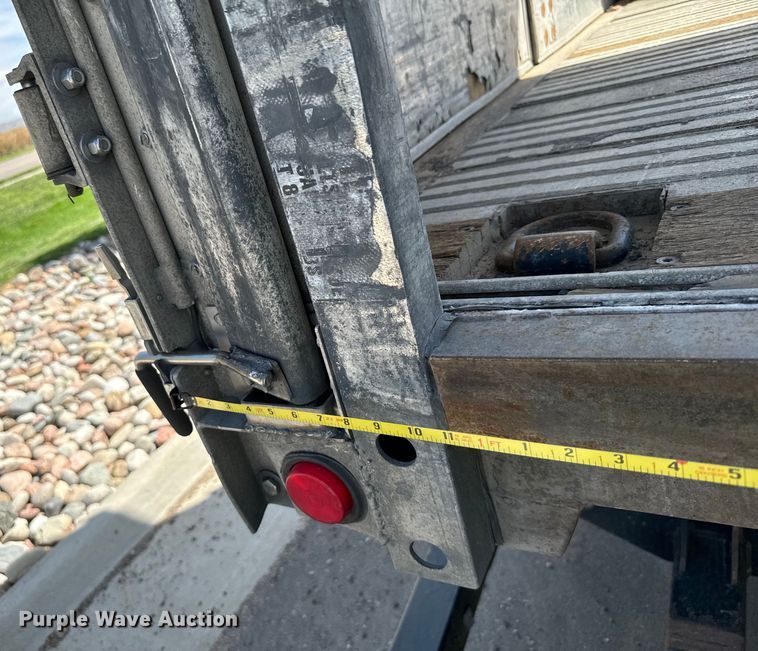 image for item DV2751 2011 Doonan side curtain trailer