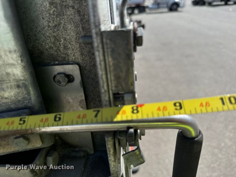 image for item DV2751 2011 Doonan side curtain trailer