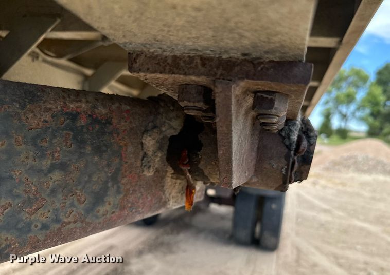 image for item DV2823 1986 Dorsey Trailers, Inc. End dump trailer