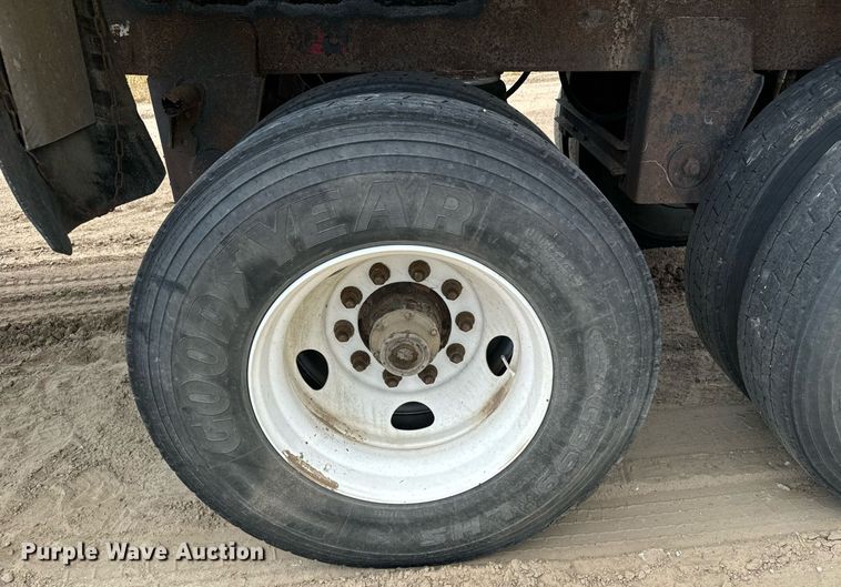 image for item DV2823 1986 Dorsey Trailers, Inc. End dump trailer