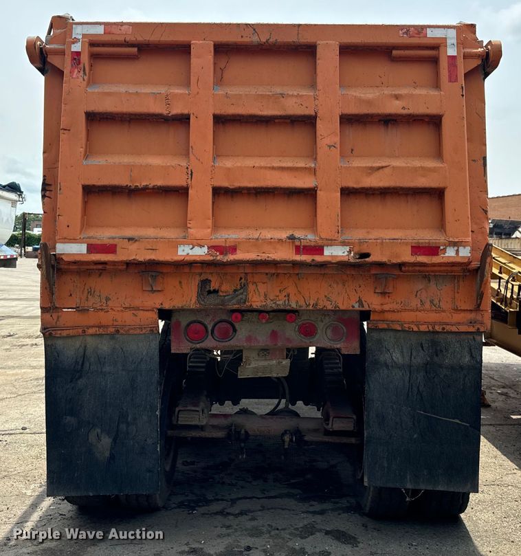 image for item DV5805 1981 Dorsey     end dump trailer