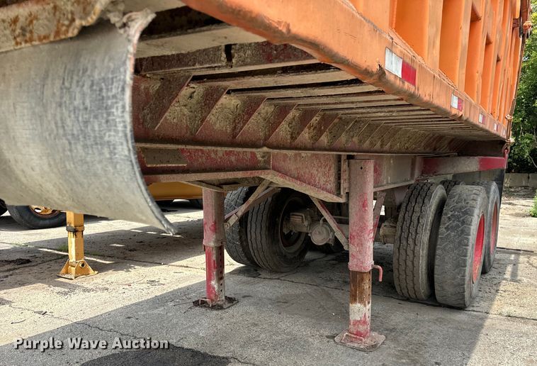 image for item DV5805 1981 Dorsey     end dump trailer