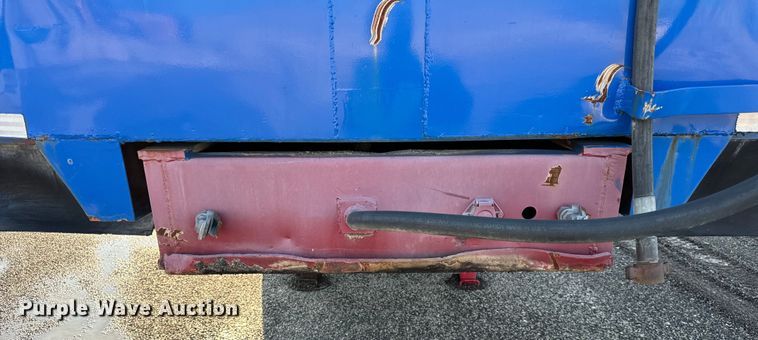 image for item DV5814 1981 Dorsey end dump trailer