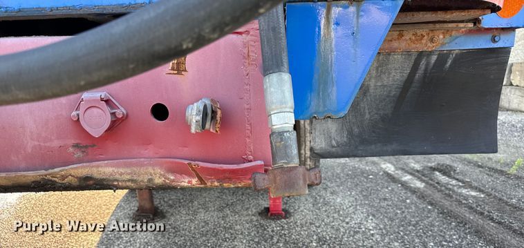 image for item DV5814 1981 Dorsey end dump trailer