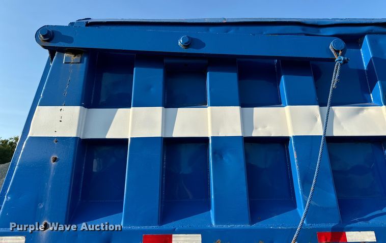 image for item DV5814 1981 Dorsey end dump trailer