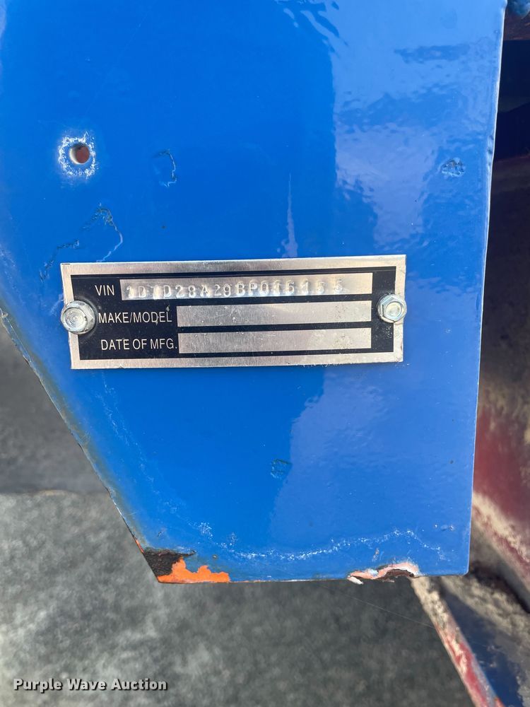 image for item DV5814 1981 Dorsey end dump trailer