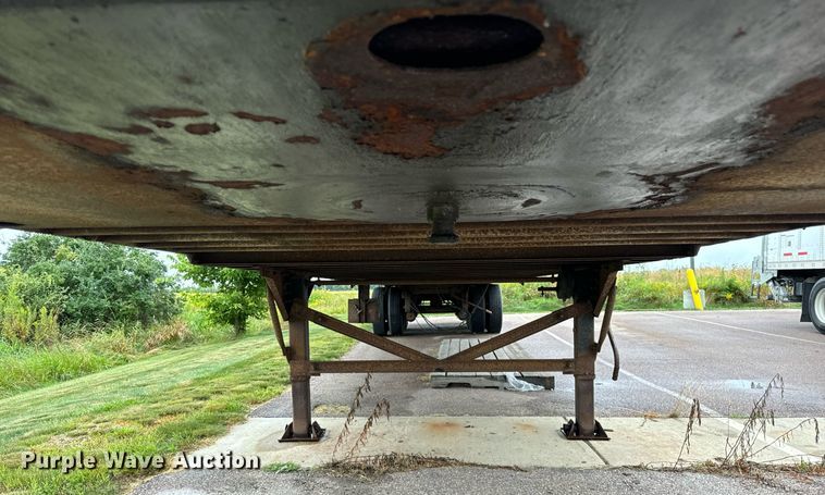 image for item DV5868 2004 Great Dane  dry van trailer