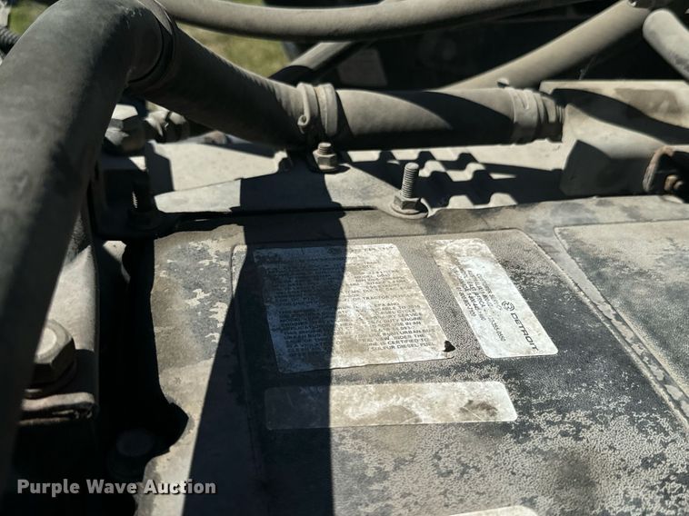 image for item DX1305 2016 Western Star 4700 semi truck