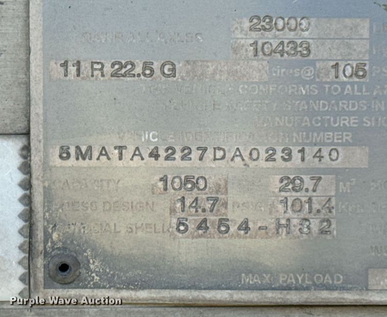 image for item DX1310 2013 Mac pneumatic dry bulk trailer