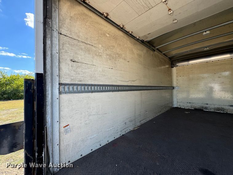 image for item DX1366 2008 Sterling Bullet 5500 box truck