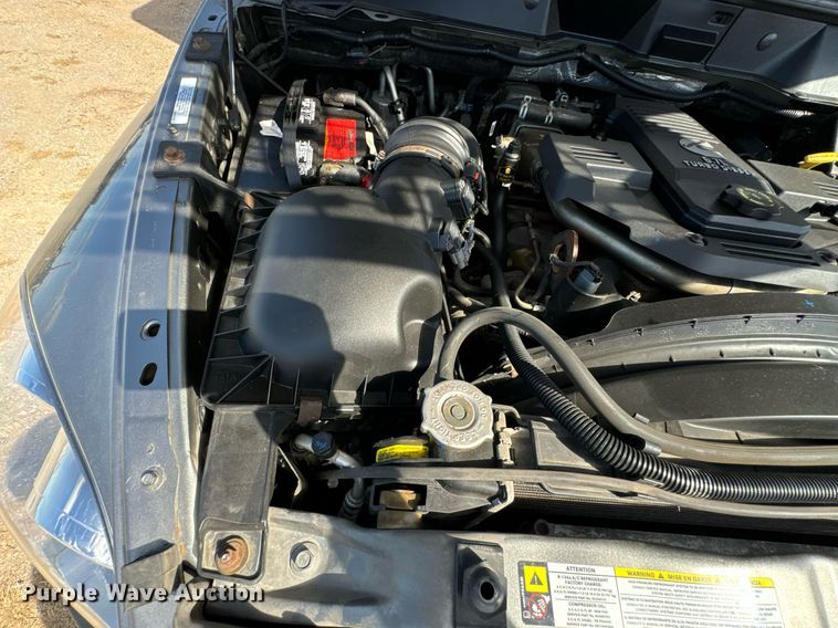 image for item DX1366 2008 Sterling Bullet 5500 box truck