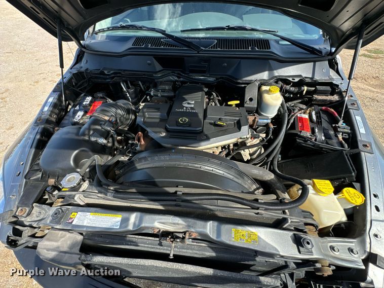 image for item DX1366 2008 Sterling Bullet 5500 box truck