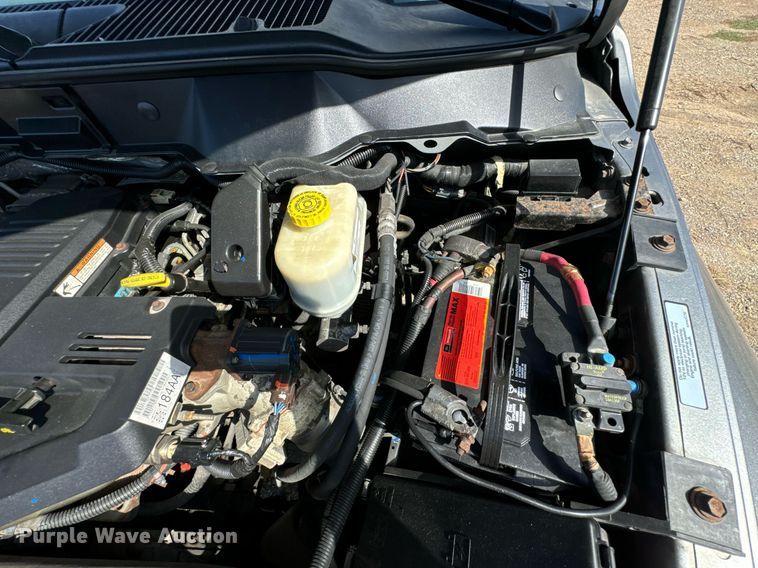 image for item DX1366 2008 Sterling Bullet 5500 box truck