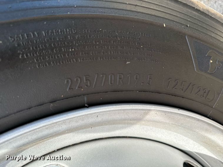 image for item DX1366 2008 Sterling Bullet 5500 box truck