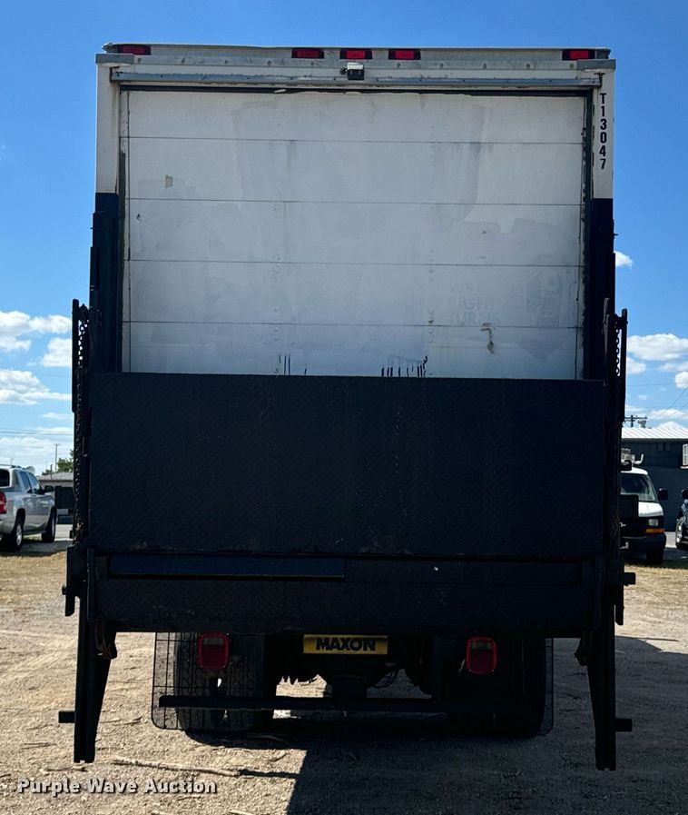 image for item DX1367 2015 Hino 338 box truck