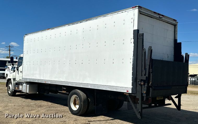 image for item DX1367 2015 Hino 338 box truck