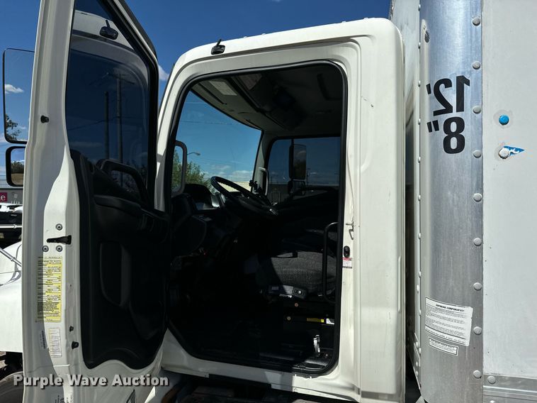 image for item DX1367 2015 Hino 338 box truck