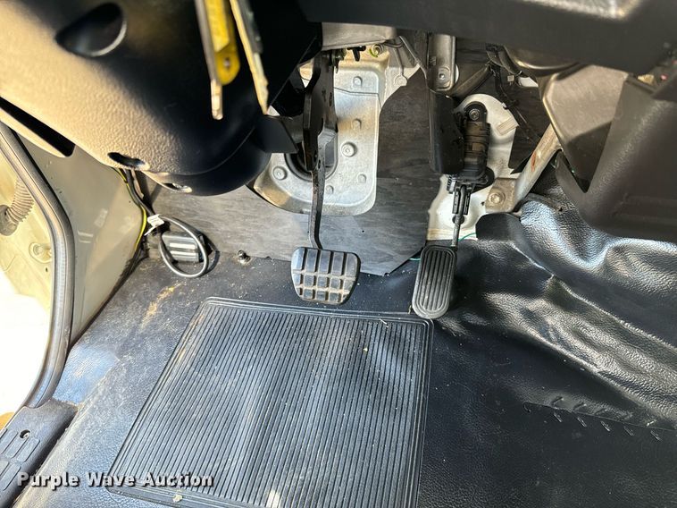 image for item DX1367 2015 Hino 338 box truck