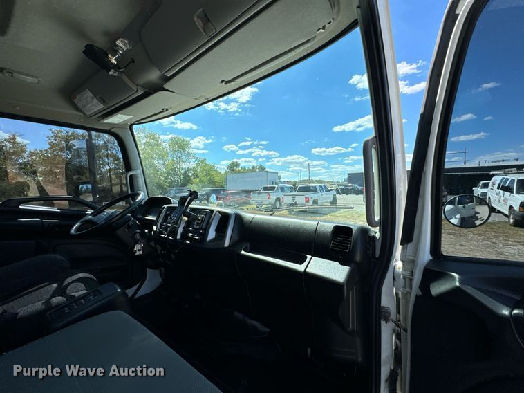 image for item DX1367 2015 Hino 338 box truck