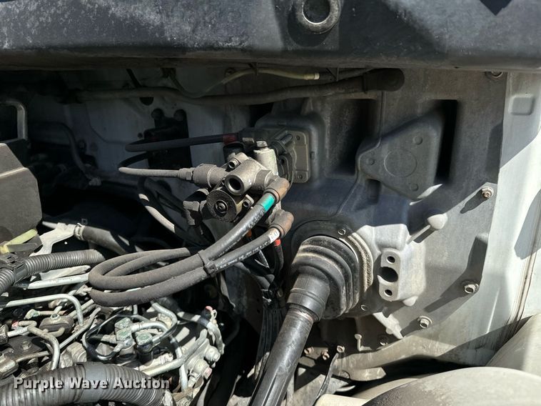 image for item DX1367 2015 Hino 338 box truck