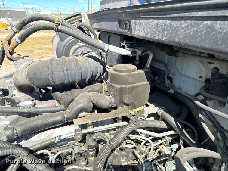 image for item DX1367 2015 Hino 338 box truck