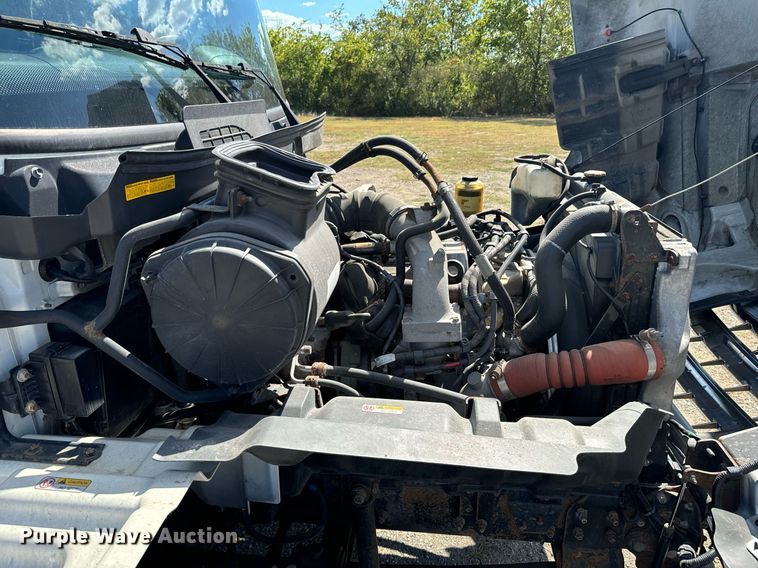 image for item DX1367 2015 Hino 338 box truck