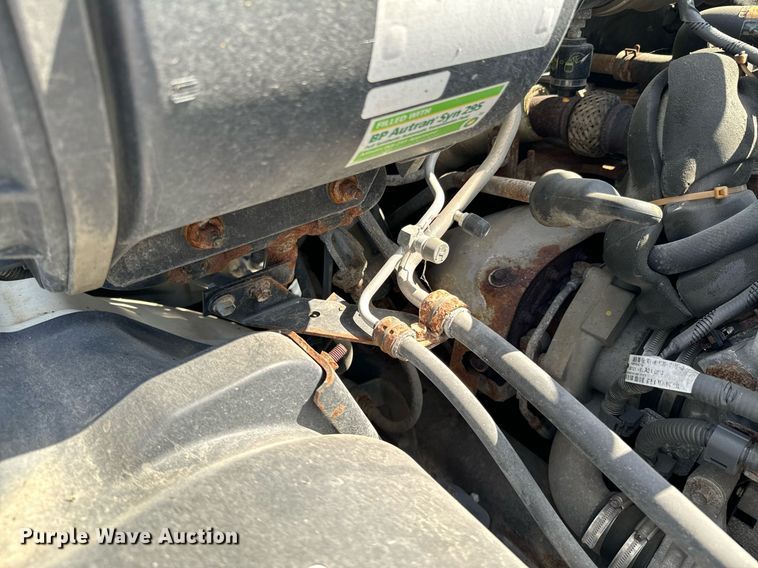 image for item DX1367 2015 Hino 338 box truck