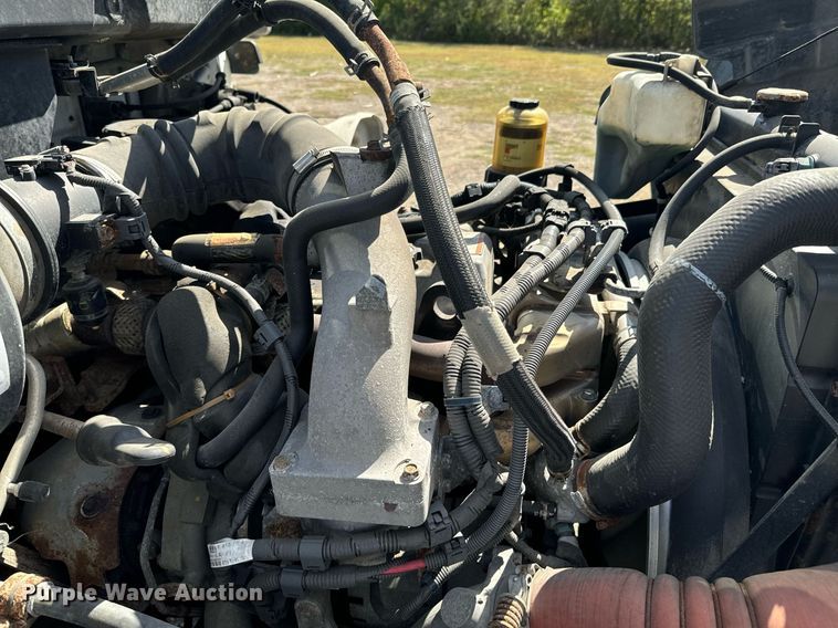 image for item DX1367 2015 Hino 338 box truck