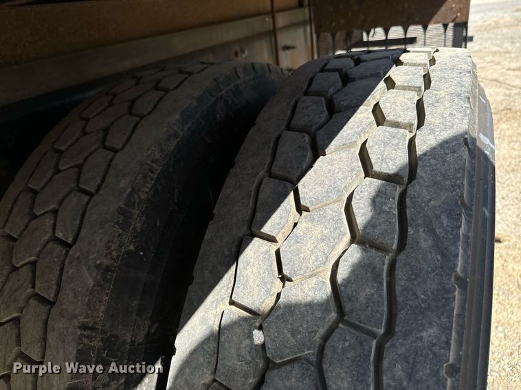 image for item DX1367 2015 Hino 338 box truck