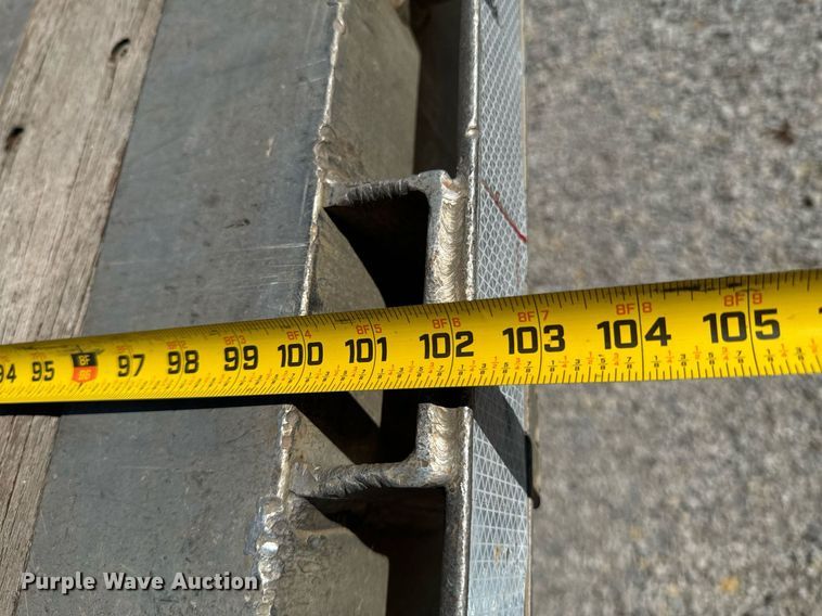 image for item DX1372 2012 Wilson CF-1080 flatbed trailer