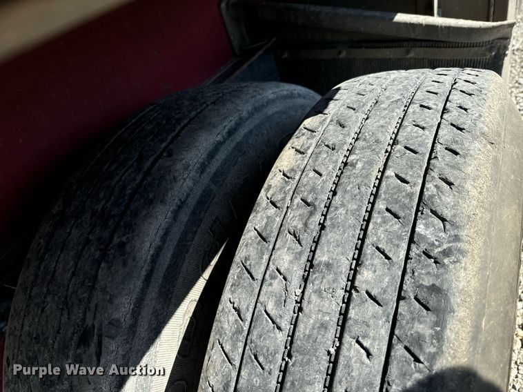 image for item DX1372 2012 Wilson CF-1080 flatbed trailer