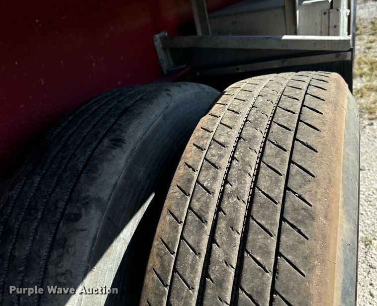 image for item DX1376 2012 Wilson CF-1080 flatbed trailer