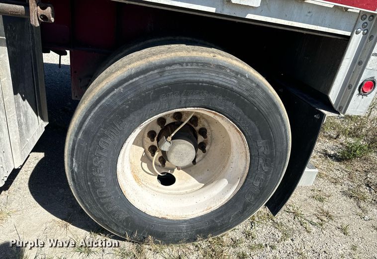 image for item DX1376 2012 Wilson CF-1080 flatbed trailer