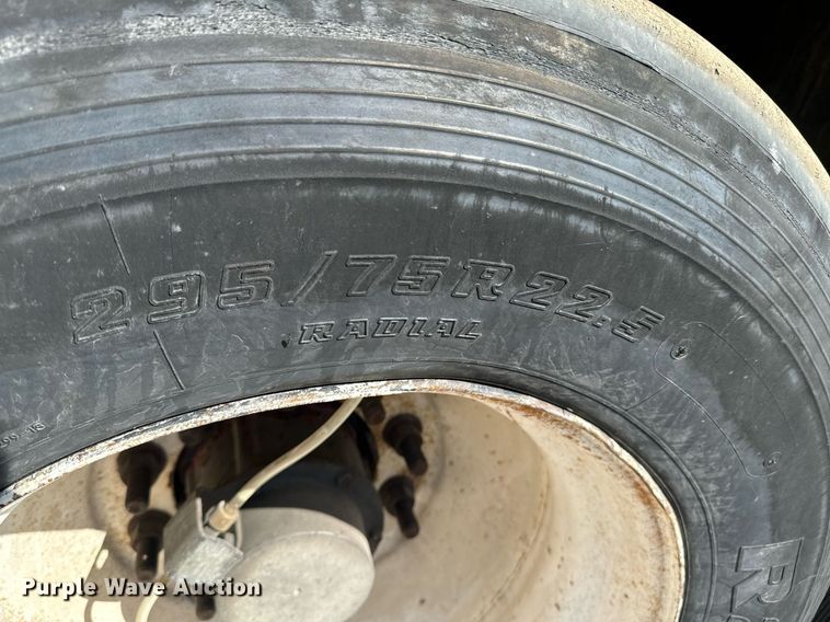 image for item DX1376 2012 Wilson CF-1080 flatbed trailer