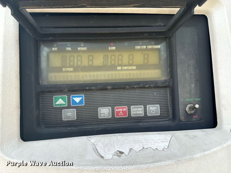 image for item DX1385 2011 Utility  VS2RA refrigerated van trailer