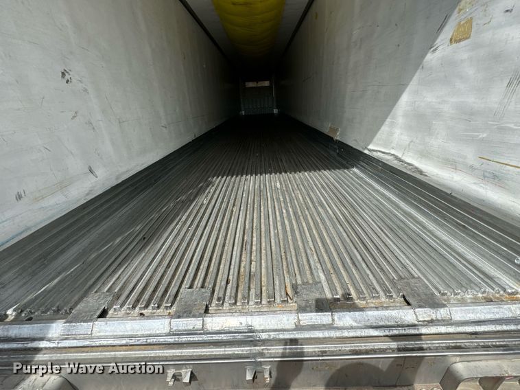 image for item DX1385 2011 Utility  VS2RA refrigerated van trailer