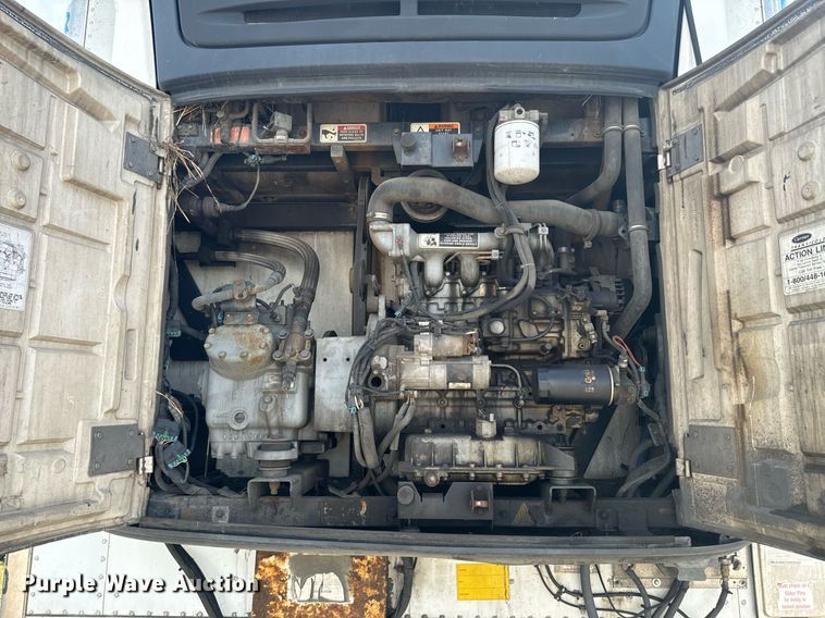 image for item DX1385 2011 Utility  VS2RA refrigerated van trailer