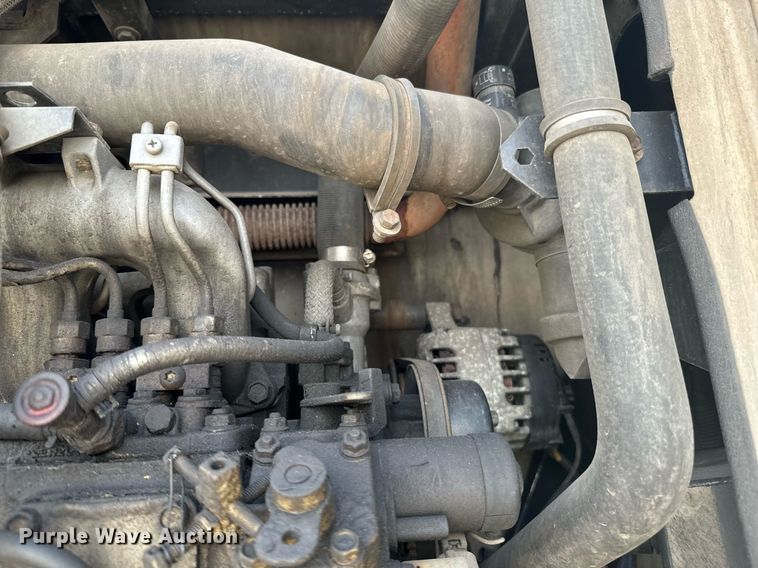 image for item DX1385 2011 Utility  VS2RA refrigerated van trailer