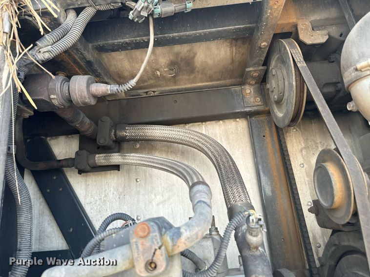 image for item DX1385 2011 Utility  VS2RA refrigerated van trailer