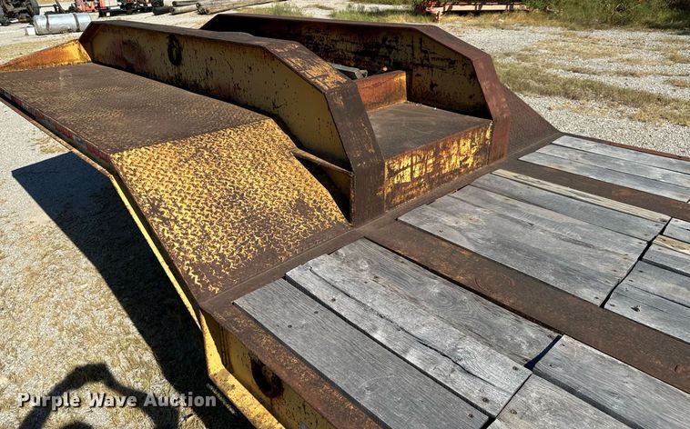 image for item DX1431 1996 Atoka 20DE402 drop deck equipment trailer