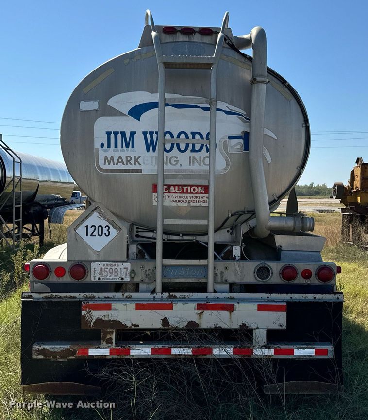 image for item DX1446 1995 Custom Trailers tank trailer