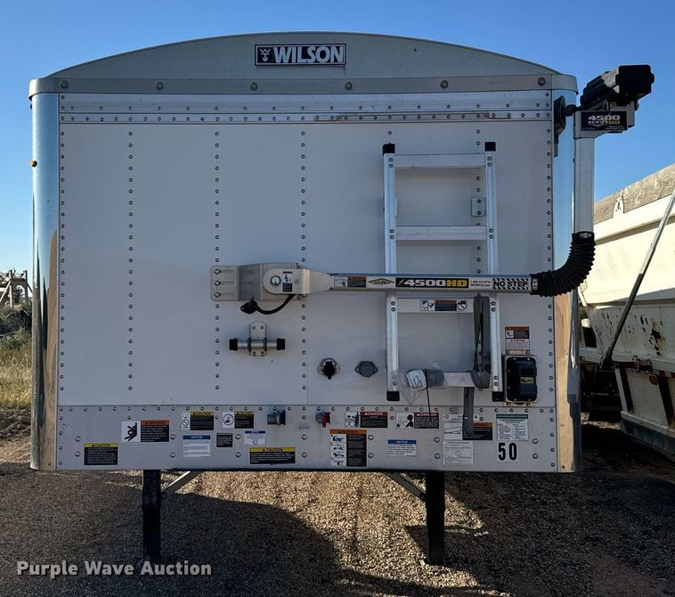 image for item DX3636 2023 Wilson DWH-700 grain trailer