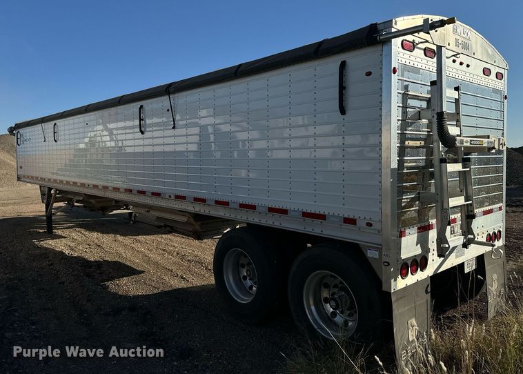 image for item DX3636 2023 Wilson DWH-700 grain trailer