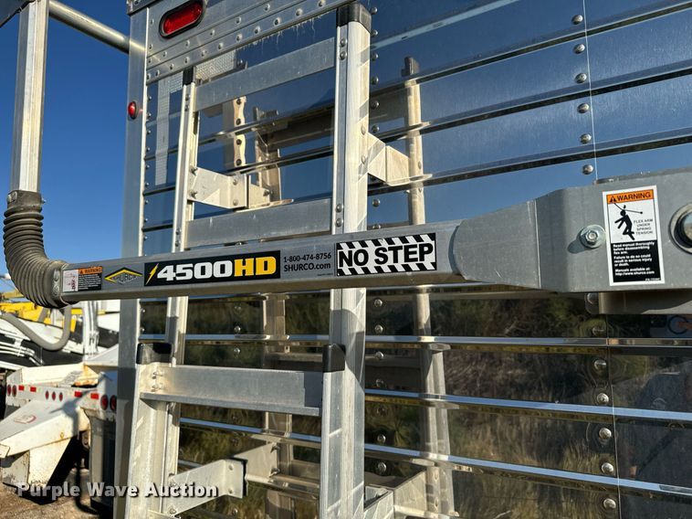 image for item DX3636 2023 Wilson DWH-700 grain trailer